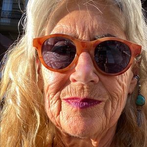 Meet your Posher, Virginia